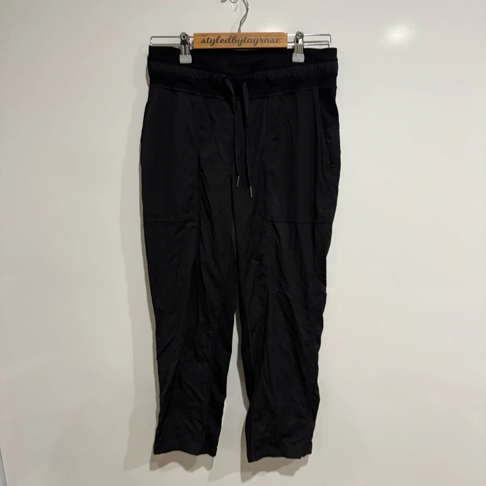 Lululemon Dance Studio Crop *25